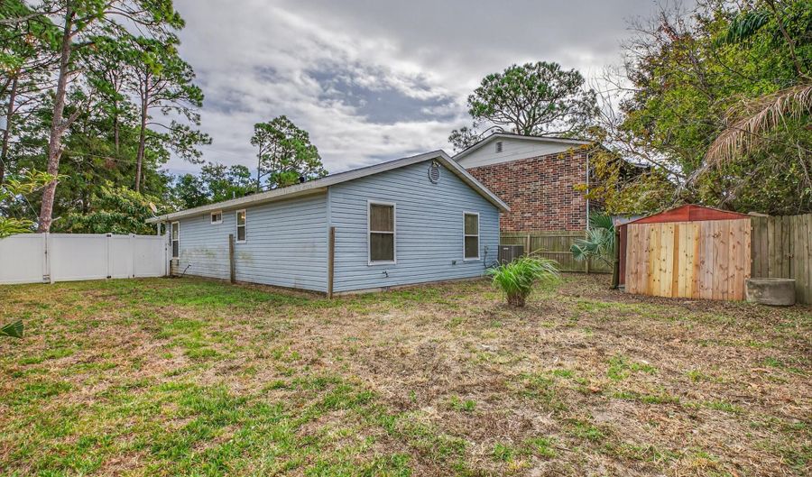 1528 JORDAN St, Atlantic Beach, FL 32233 - 3 Beds, 2 Bath