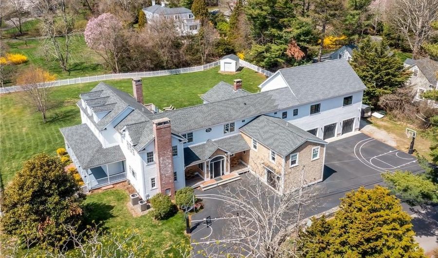 116 Nayatt Rd, Barrington, RI 02806 - 6 Beds, 7 Bath