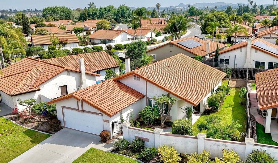 218 Saguaro Pl, Oceanside, CA 92057 - 3 Beds, 2 Bath