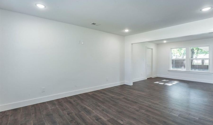 128 N Osborn St, Alba, TX 75410 - 3 Beds, 2 Bath