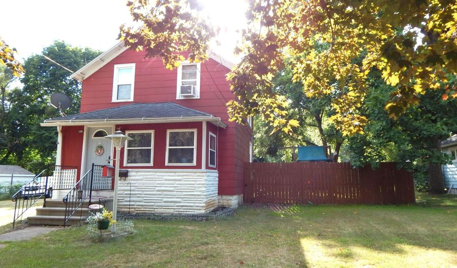 813 Prospect St, Albion, MI 49224 - 2 Beds, 1 Bath