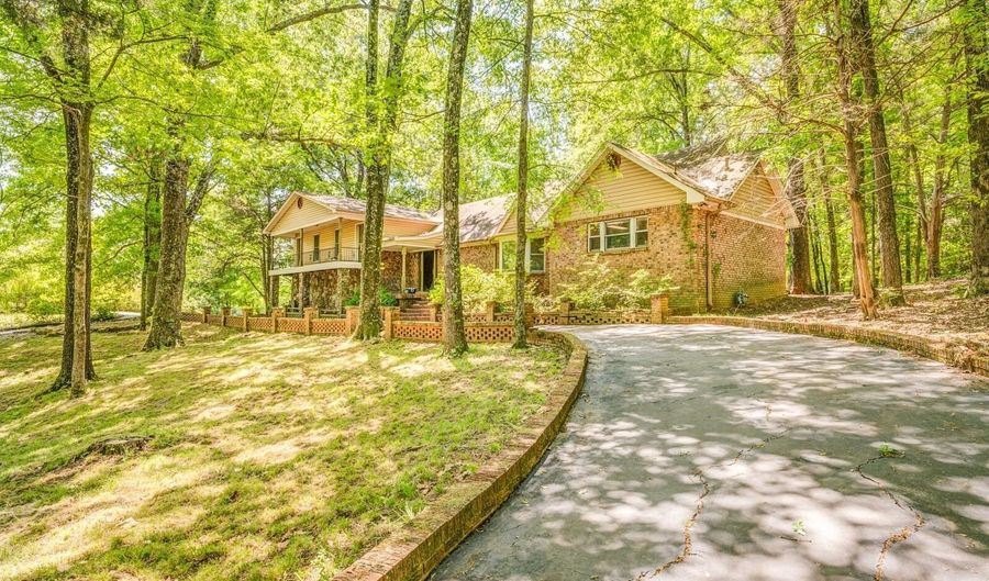 8651 BAYLOR Rd, Bartlett, TN 38002 - 3 Beds, 3 Bath