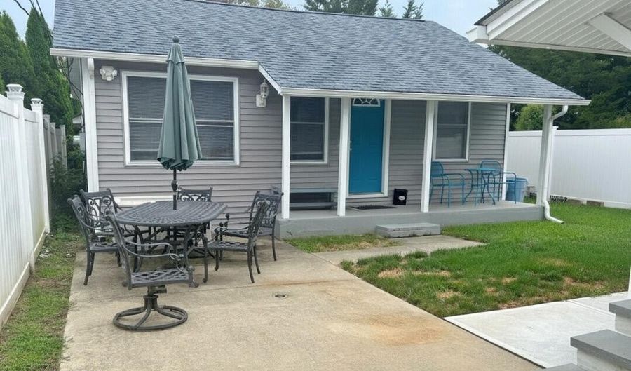 511 14th Ave Rear, Belmar, NJ 07719 - 2 Beds, 1 Bath