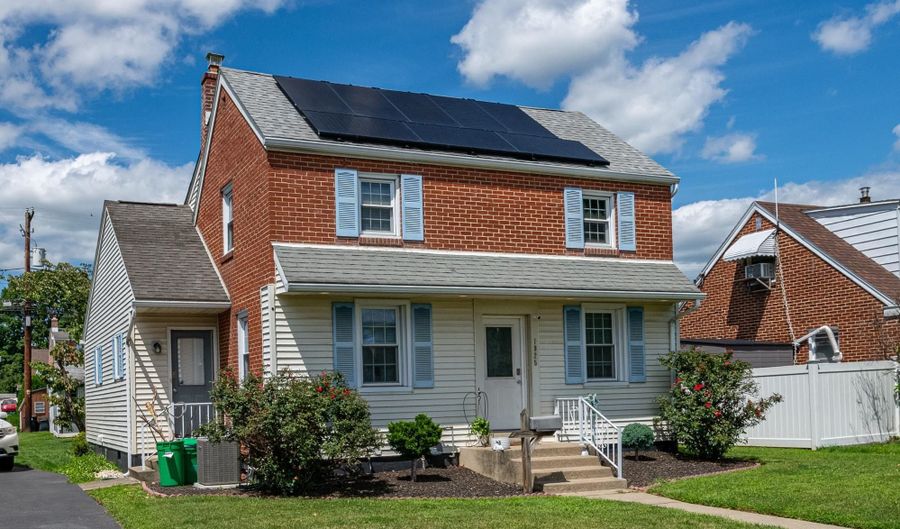 1925 E FAIRMONT St, Allentown, PA 18109 - 3 Beds, 2 Bath
