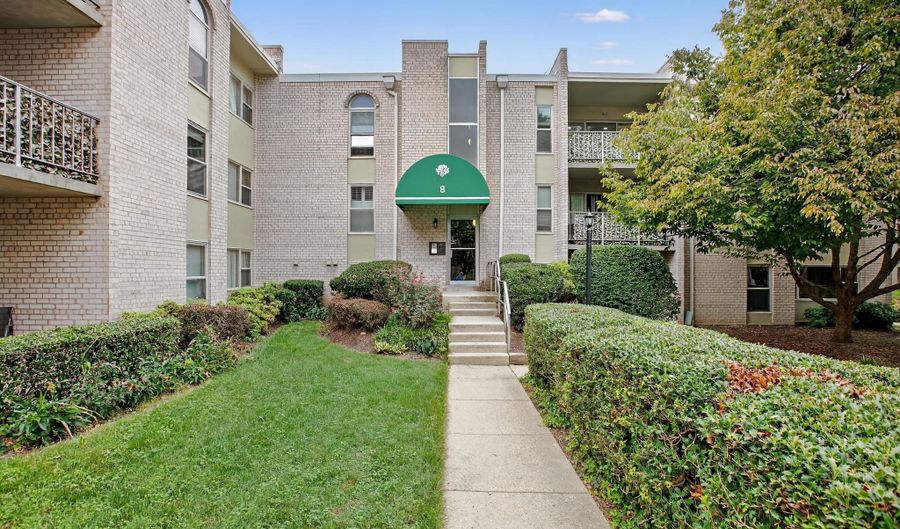 8 CANTERBURY Sq 304, Alexandria, VA 22304 - 2 Beds, 1 Bath
