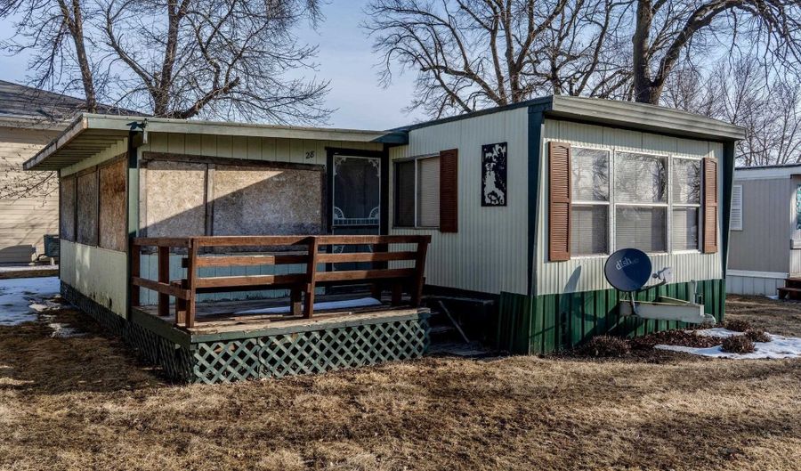 92 Rohr Street 28, Arnolds Park, IA 51331 - 2 Beds, 1 Bath