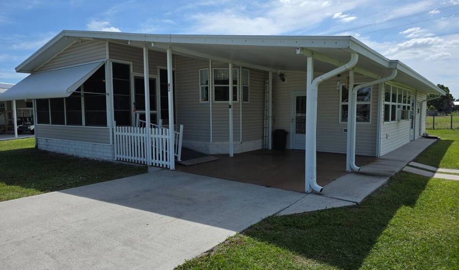 4810 NW Hwy 72 92, Arcadia, FL 34266 - 2 Beds, 2 Bath