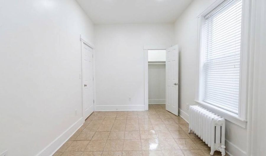320 Quail St #1, Albany, NY 12208 - 5 Beds, 2 Bath