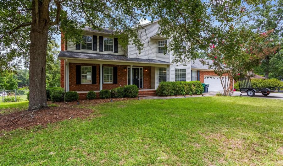 613 Skyline Dr, Batesburg Leesville, SC 29070 - 3 Beds, 3 Bath