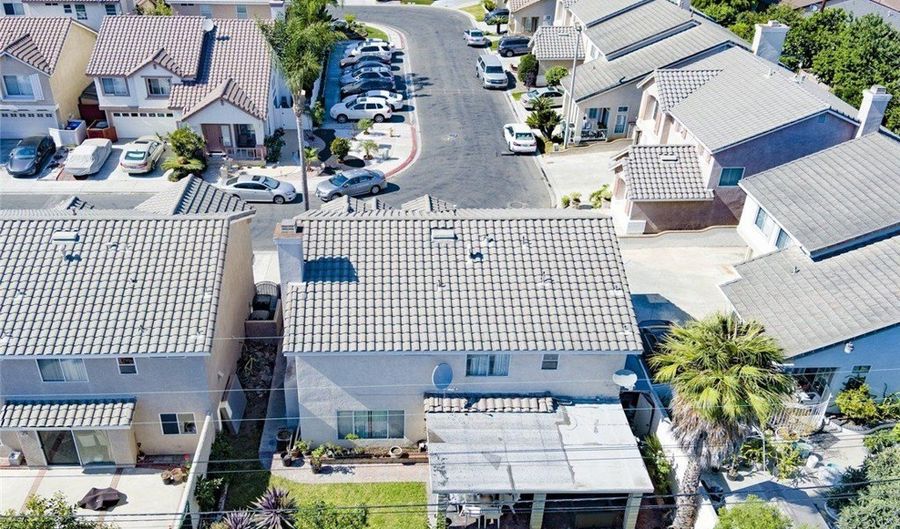 220 S Linhaven Cir, Anaheim, CA 92804 - 4 Beds, 3 Bath