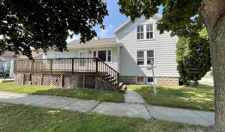 803 S Eighth Ave, Alpena, MI 49707 - 4 Beds, 2 Bath