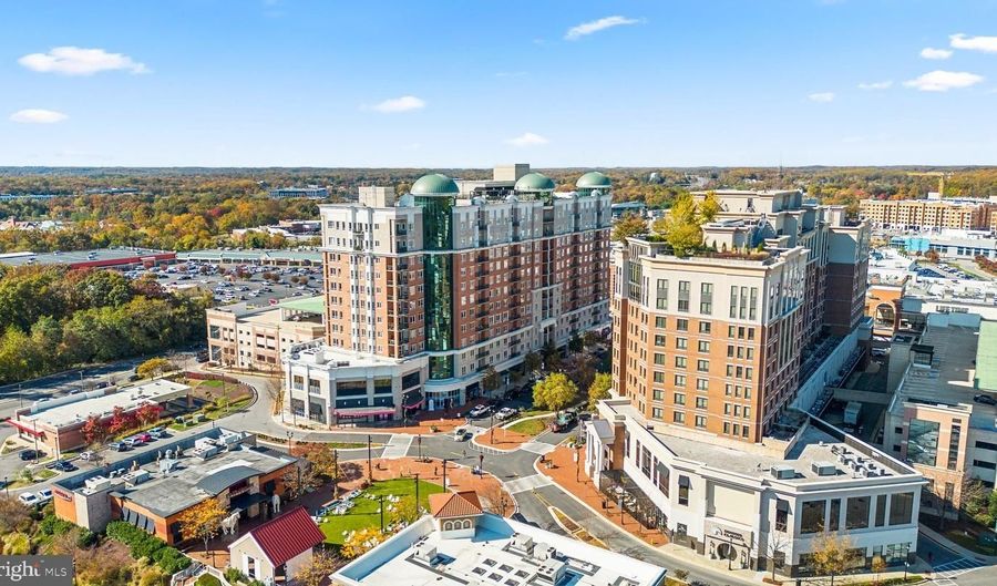 1915 TOWNE CENTRE Blvd #606, Annapolis, MD 21401 - 2 Beds, 3 Bath