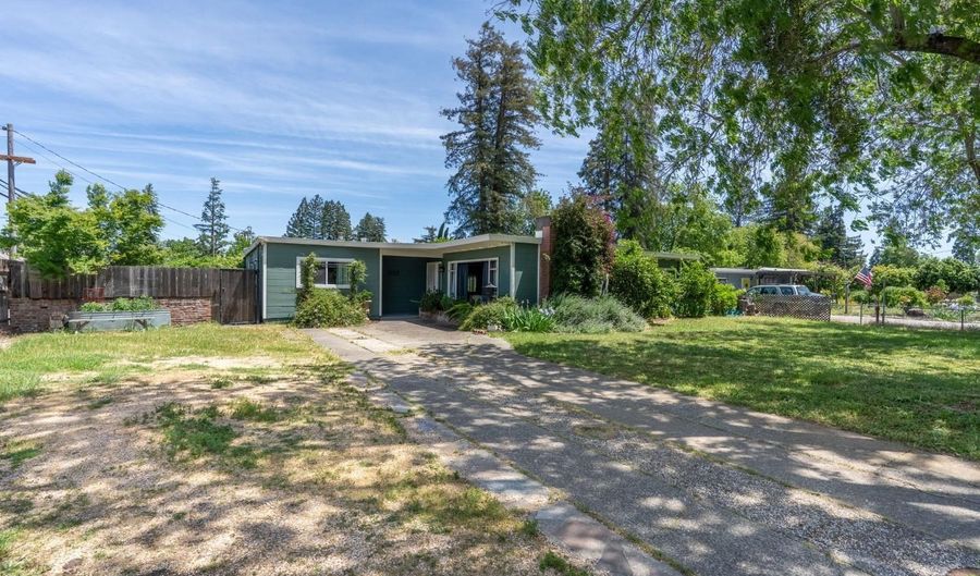 3120 Hermosa Dr, Napa, CA 94558 - 4 Beds, 2 Bath
