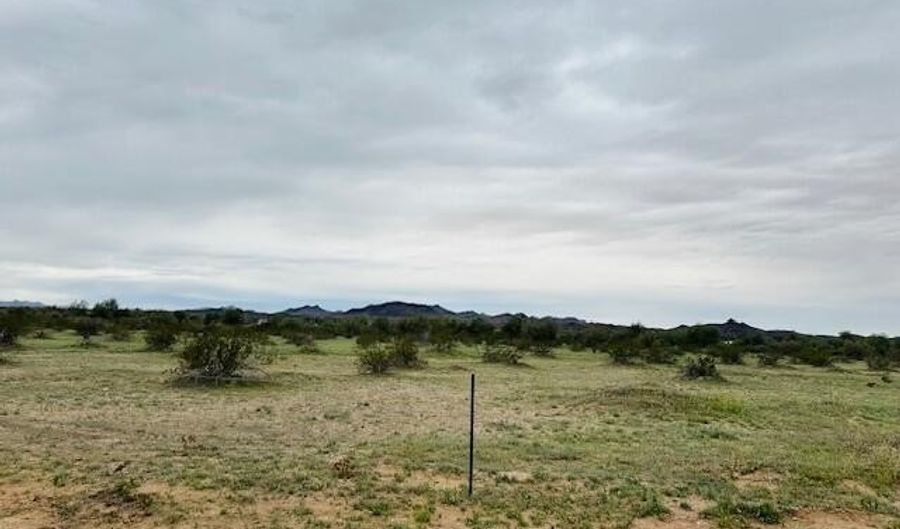 La Posa Rd, Bouse, AZ 85325 - 0 Beds, 0 Bath