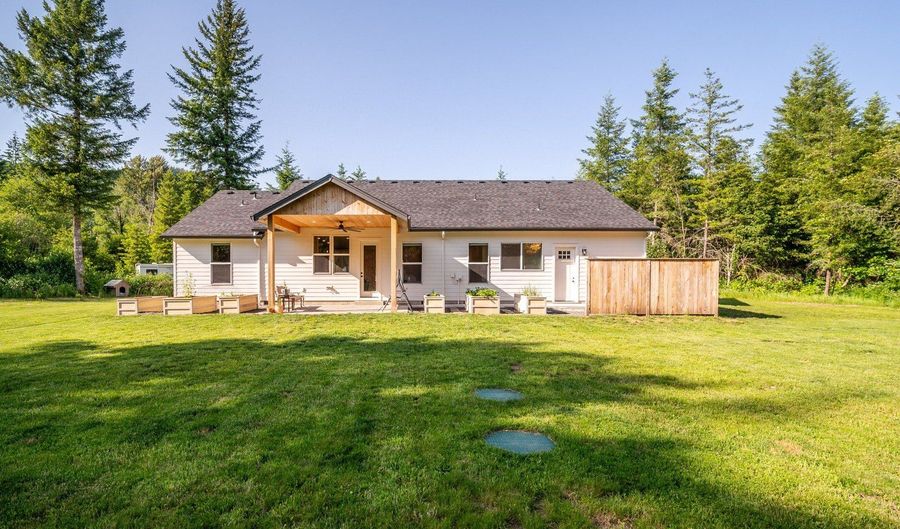 305 FIR Rd, Ariel, WA 98603 - 3 Beds, 2 Bath