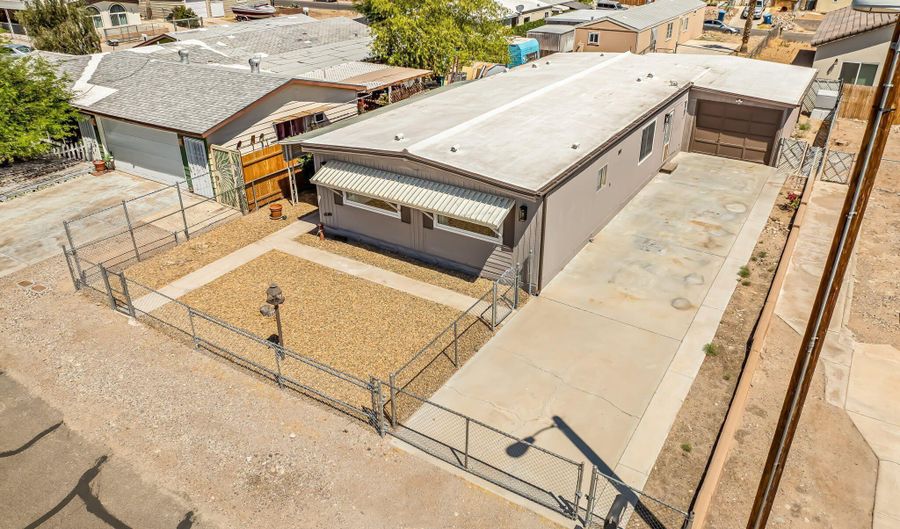 1424 Winters Cir, Bullhead City, AZ 86442 - 2 Beds, 2 Bath