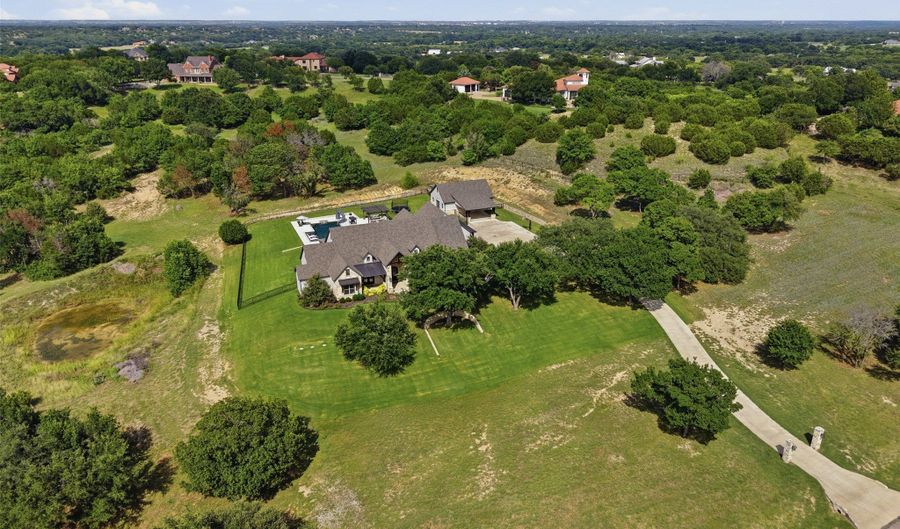600 W Hill Dr, Aledo, TX 76008 - 5 Beds, 6 Bath