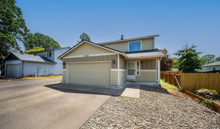 2224 FRONT Ave, Albany, OR 97321 - 3 Beds, 3 Bath