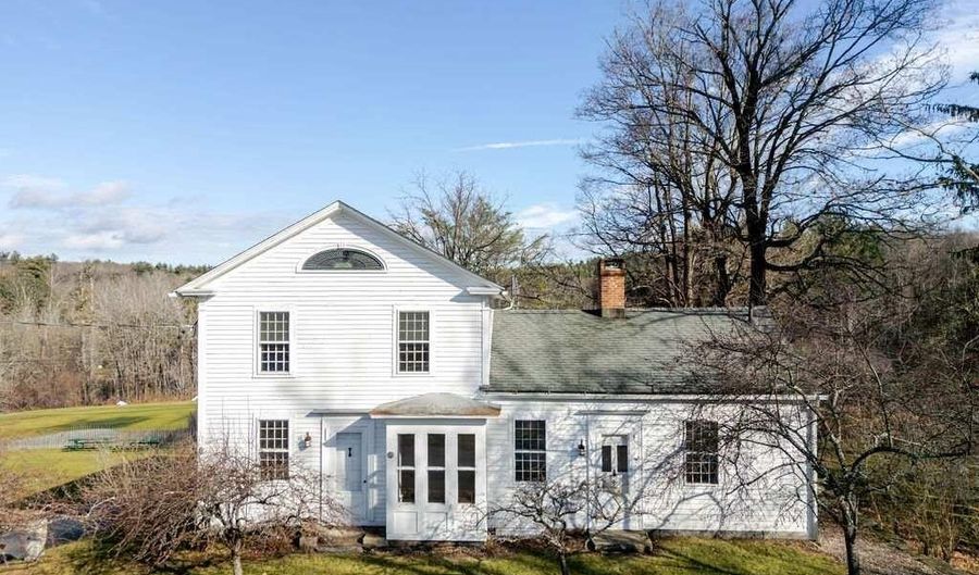 474 Smith Hill Rd, Colebrook, CT 06021 - 4 Beds, 3 Bath