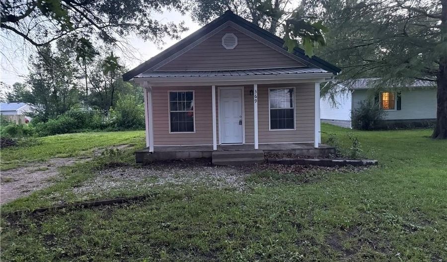 369 Martin Ave, Asbury, MO 64832 - 2 Beds, 1 Bath
