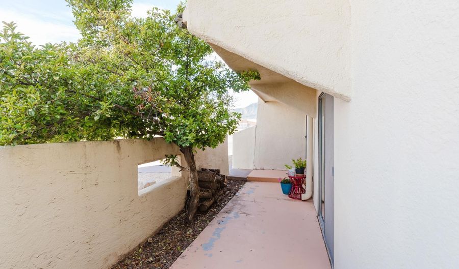 1308 Adams Ave #B, Alamogordo, NM 88310 - 2 Beds, 3 Bath
