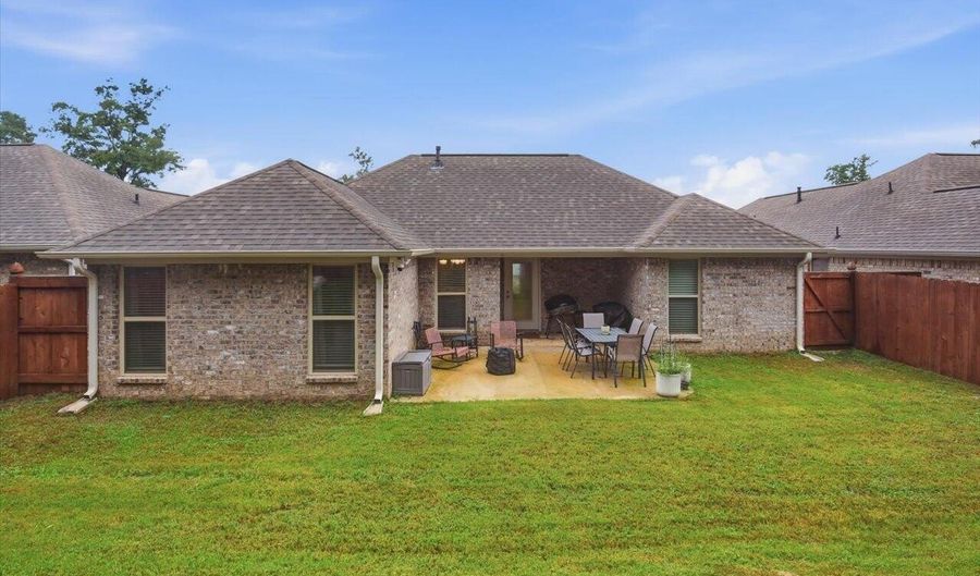 2059 Pebble Creek Dr, Brandon, MS 39042 - 3 Beds, 2 Bath
