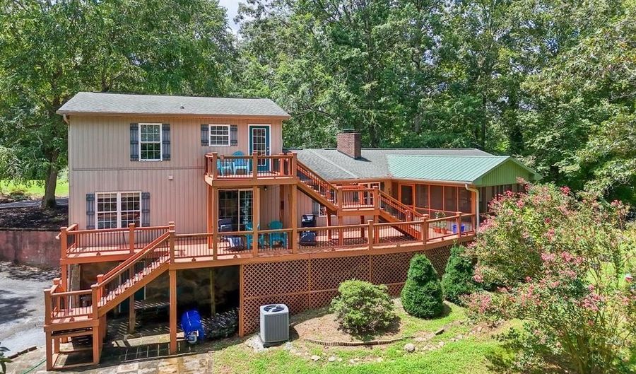 150 Willow Pt, Abbeville, SC 29620 - 5 Beds, 3 Bath