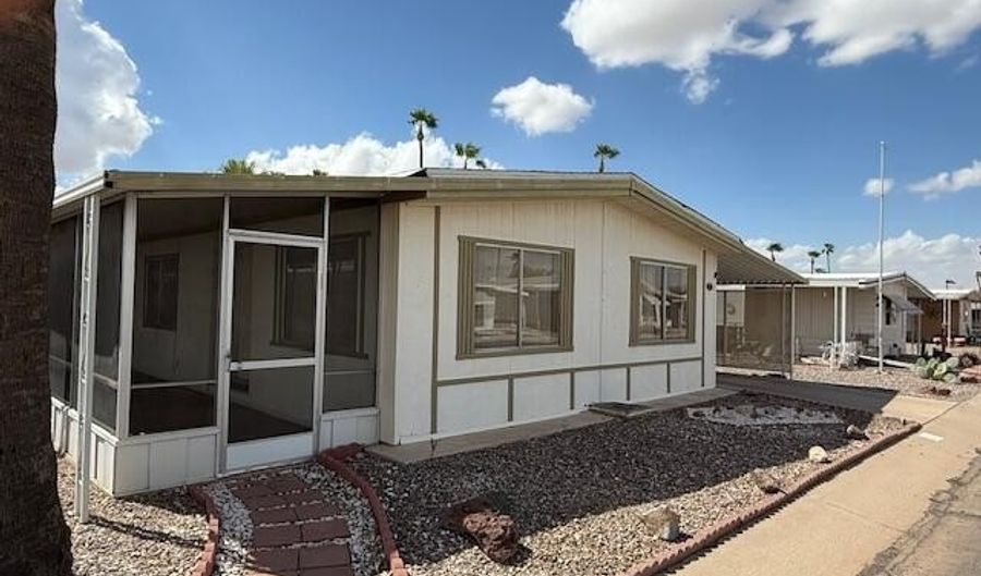2100 N TREKELL Rd, Casa Grande, AZ 85122 - 2 Beds, 2 Bath