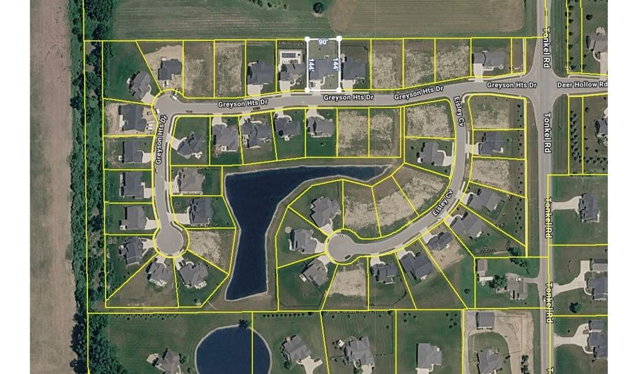 5329 Greyson Heights Dr, Auburn, IN 46706 - 3 Beds, 2 Bath