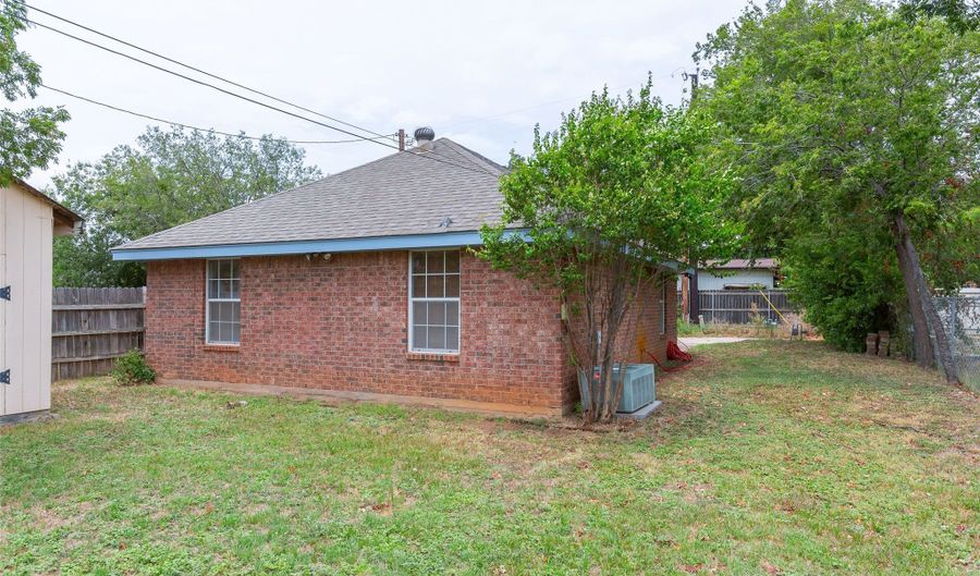 634 E N 16th St B, Abilene, TX 79601 - 2 Beds, 1 Bath