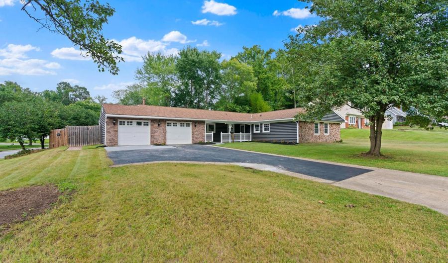 1307 PARKINGTON Ln, Bowie, MD 20716 - 4 Beds, 2 Bath