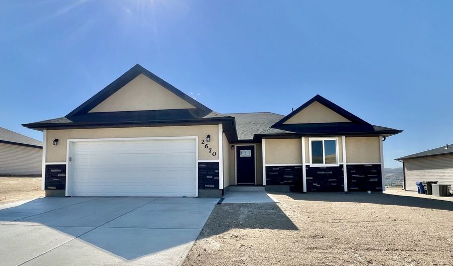 1723 Opal Dr, Elko, NV 89801 - 3 Beds, 2 Bath