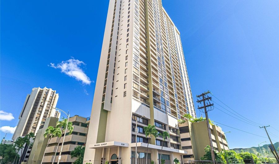 229 Paoakalani Avenue Unit 1003 Nuc 1003 (Nuc), Honolulu, HI 96815 - 1 Beds, 1 Bath