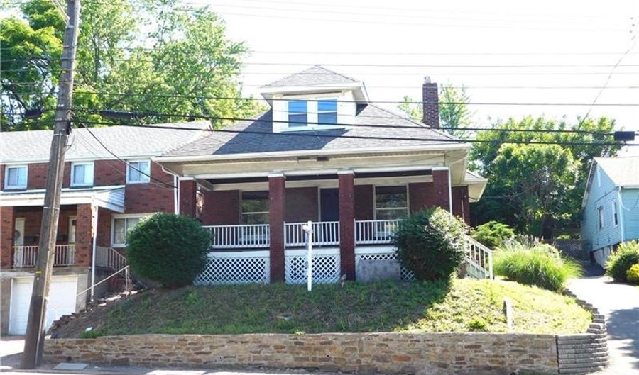 4305 Clairton Blvd, Brentwood, PA 15236 - 3 Beds, 2 Bath