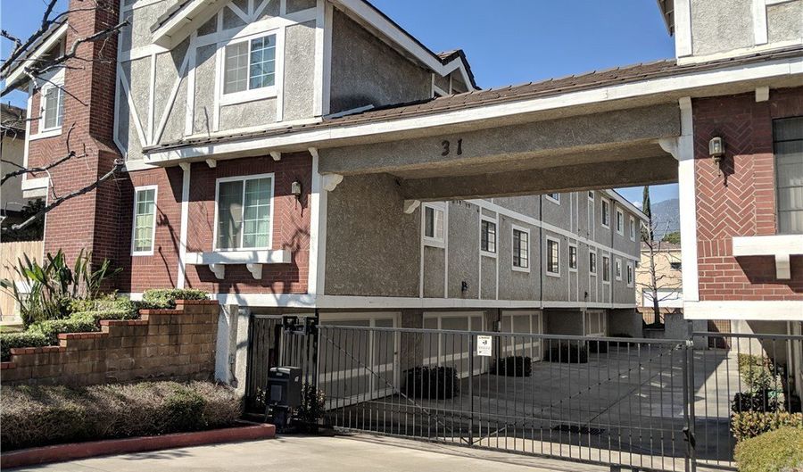 31 California St C, Arcadia, CA 91006 - 2 Beds, 3 Bath