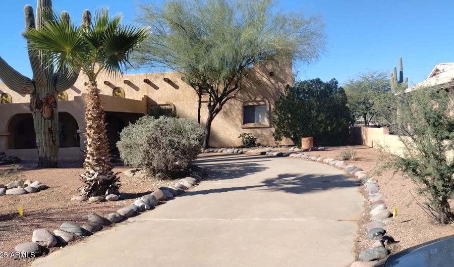 14264 S BANIFF Ln, Arizona City, AZ 85123 - 3 Beds, 3 Bath