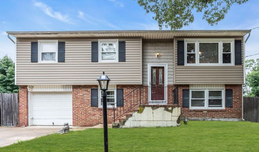 239 Cape May Ave, Bayville, NJ 08721 - 4 Beds, 2 Bath