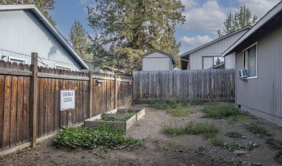 1878 NE Tombstone Way, Bend, OR 97701 - 3 Beds, 2 Bath