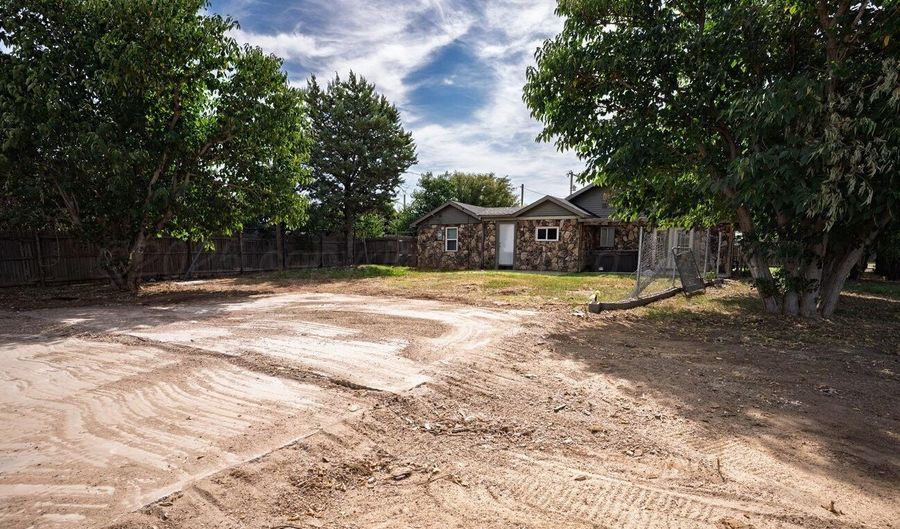 119 E Lasalle, Fritch, TX 79036 - 4 Beds, 2 Bath