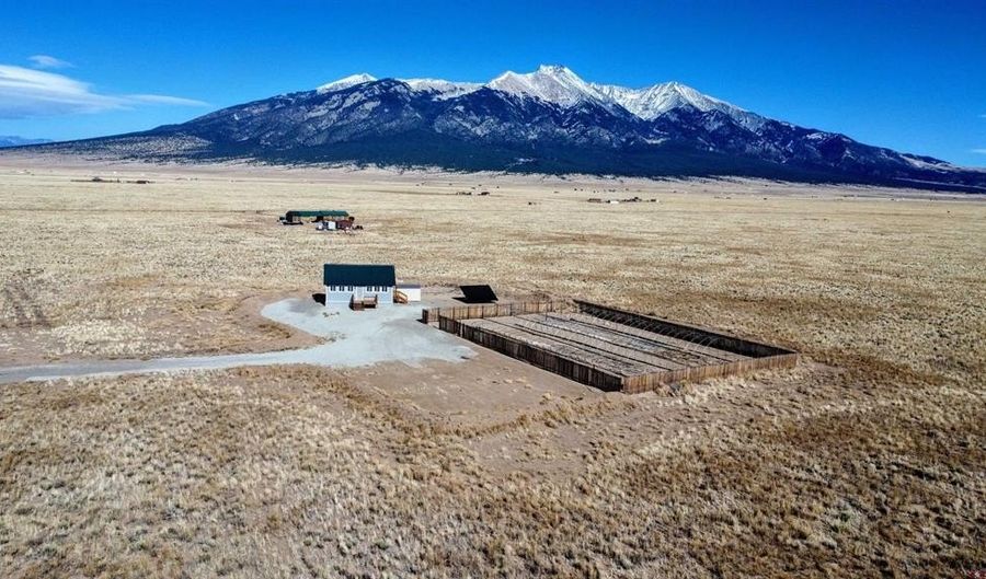 10547 Palm Rd, Blanca, CO 81123 - 2 Beds, 1 Bath