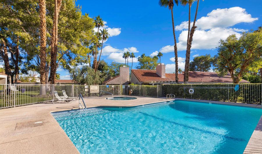 309 Forest Hills Dr, Rancho Mirage, CA 92270 - 2 Beds, 2 Bath