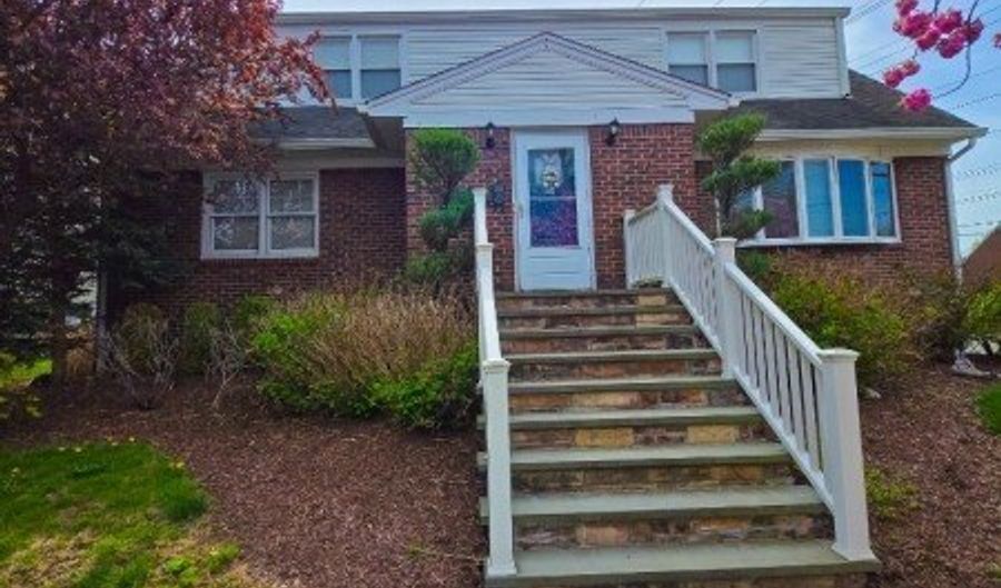 50 Newark Pl, Belleville, NJ 07109 - 5 Beds, 3 Bath