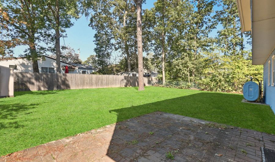 1112 Berkeley Ave, Beachwood, NJ 08722 - 5 Beds, 2 Bath