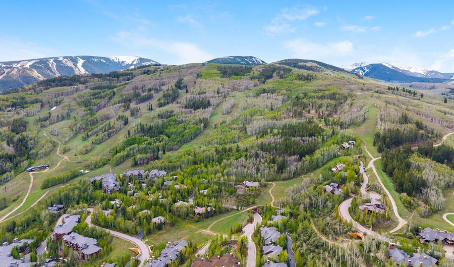 1087 Bachelor Ridge Rd 203, Avon, CO 81620 - 3 Beds, 4 Bath