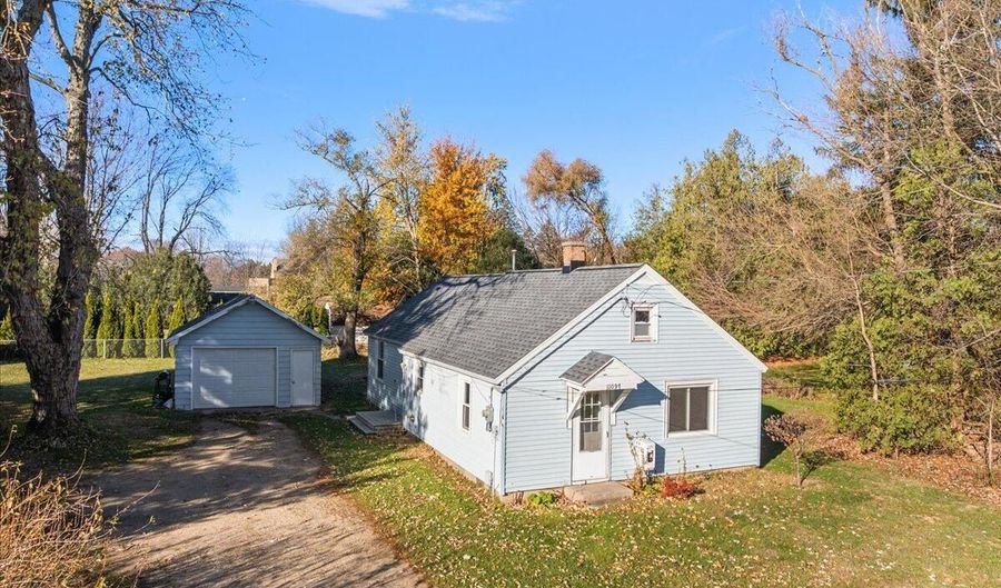 11097 56th Ave, Allendale, MI 49401 - 3 Beds, 1 Bath