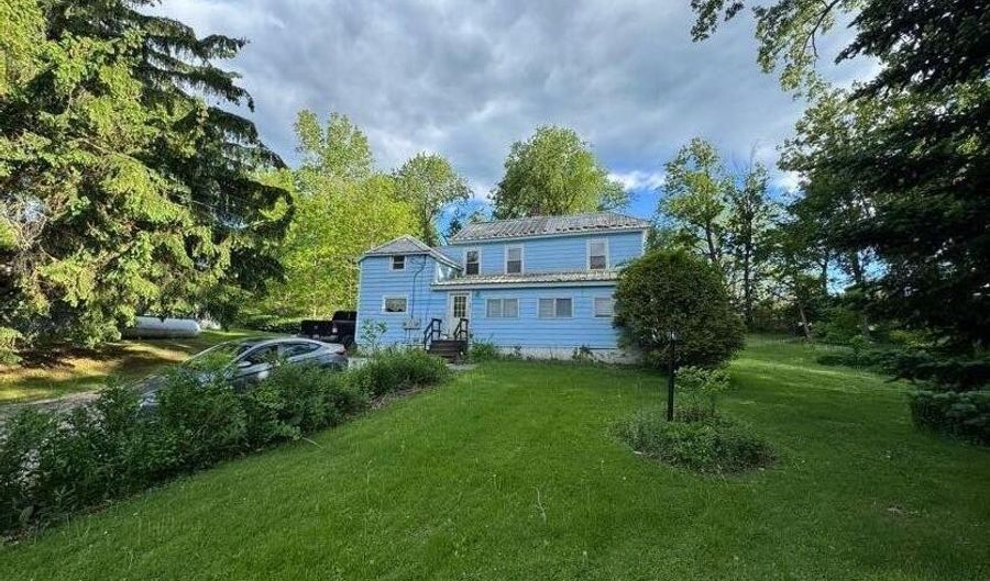 59 E Hoosac St, Adams, MA 01220 - 4 Beds, 2 Bath