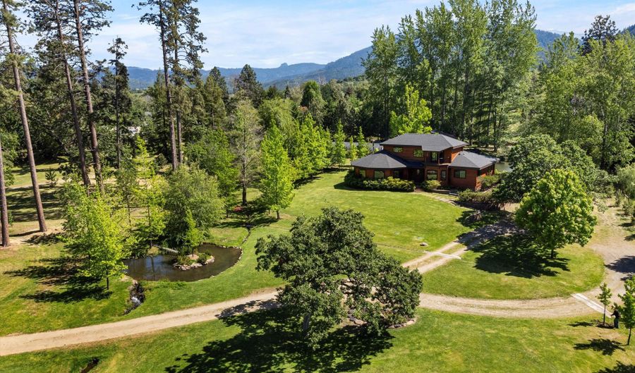 4896 Highway 66, Ashland, OR 97520 - 4 Beds, 3 Bath