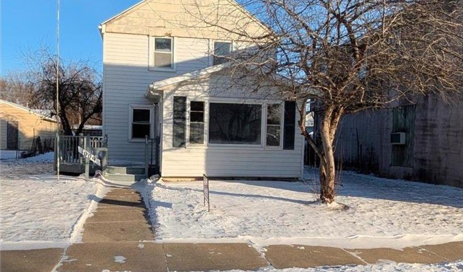 1009 4th Ave NE, Austin, MN 55912 - 3 Beds, 1 Bath