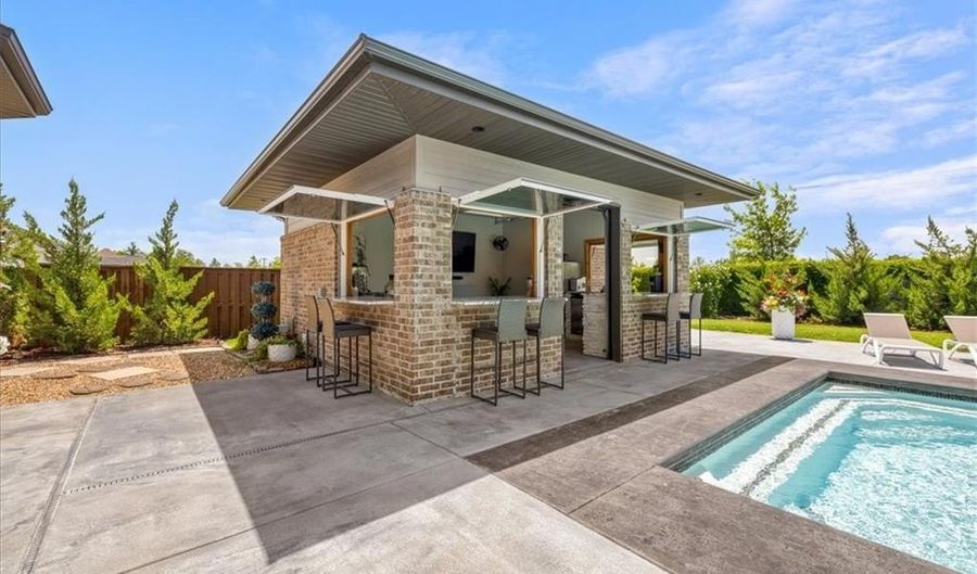 8702 Flycatcher Pl, Bentonville, AR 72713 - 4 Beds, 5 Bath