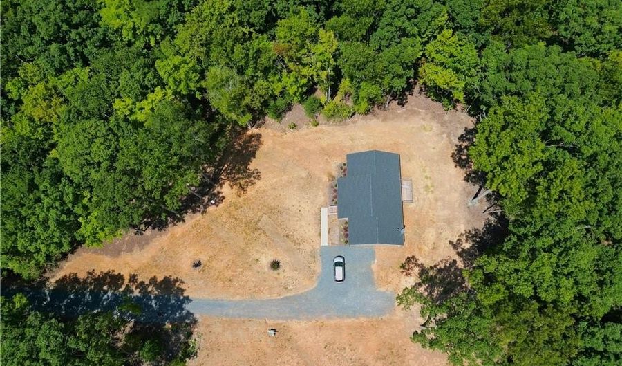 6418 Pisgah Covered Bridge Rd, Asheboro, NC 27205 - 3 Beds, 2 Bath